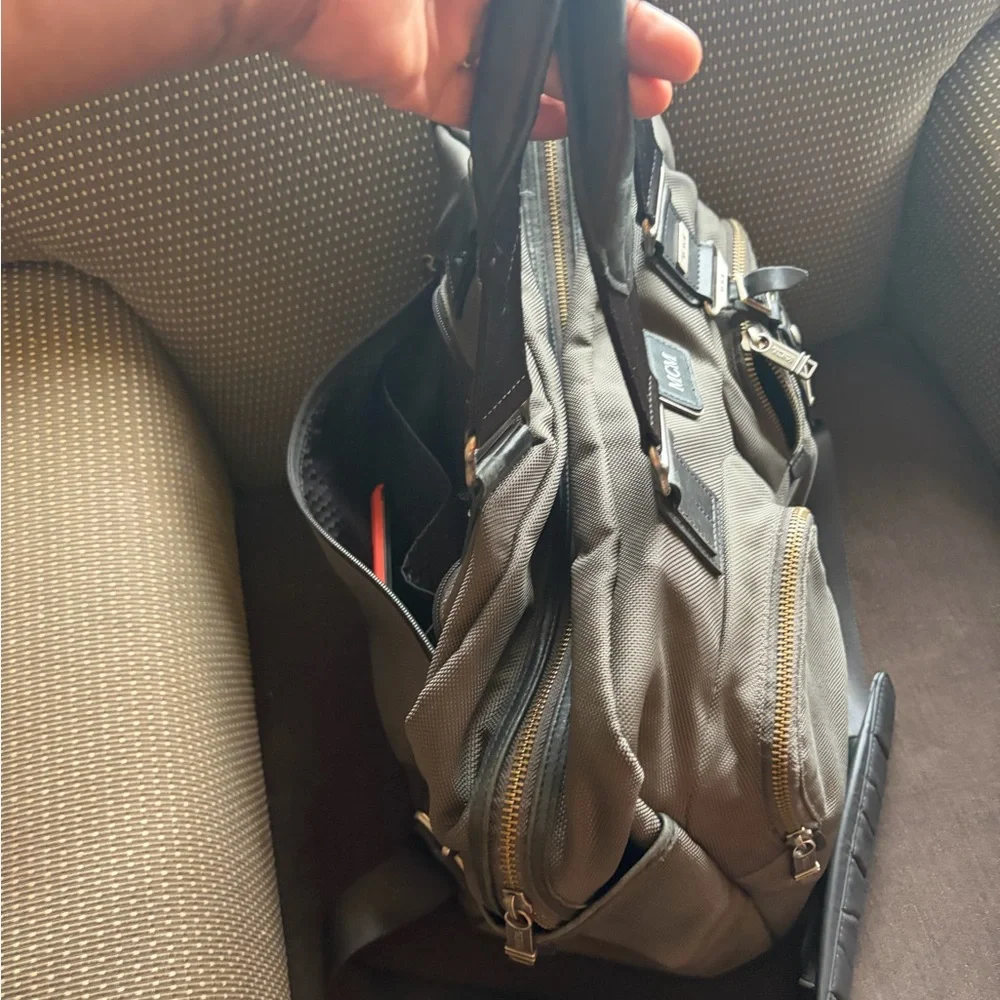 Tumi spacious duffel